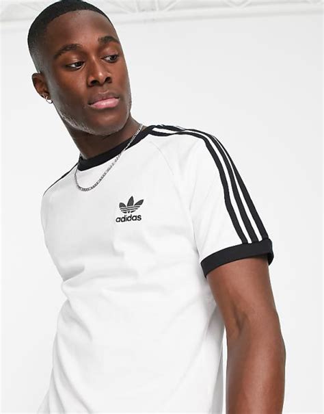 weißes adidas tshirt mit rotem aufdruck|adidas Shirt mit Druck .